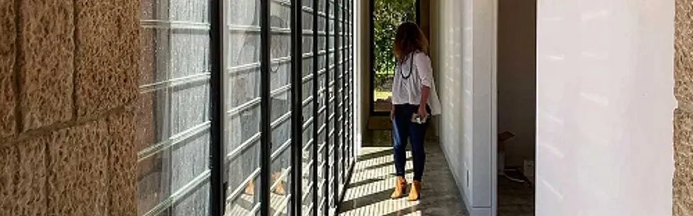 Tziallas Architects - Burradoo House Project Tile